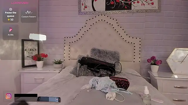  Eurekaa  online show from 09.28.25