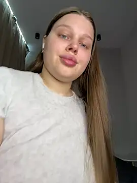 Snapshot of perfect_sweety_girl chatting on 07.12.26 perfect sweety girl online show from 07.12.26