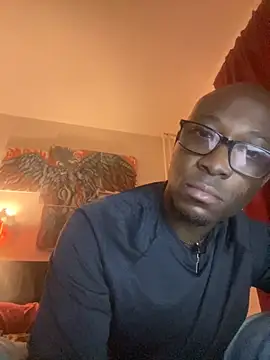 Snapshot of KingB8r chatting on 10.27.25 KingB8r online show from 10.27.25