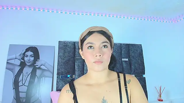 Natasharuso online show from 09.30.25