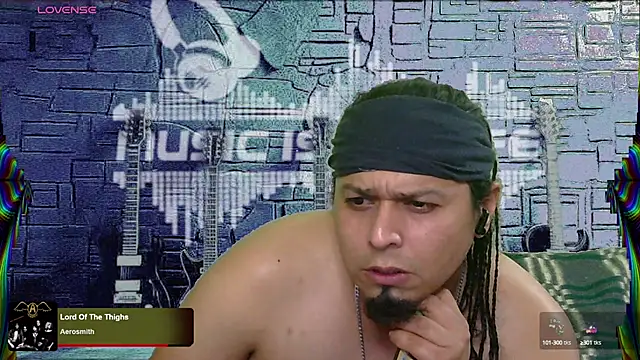 chino roz online show from 02.04.25