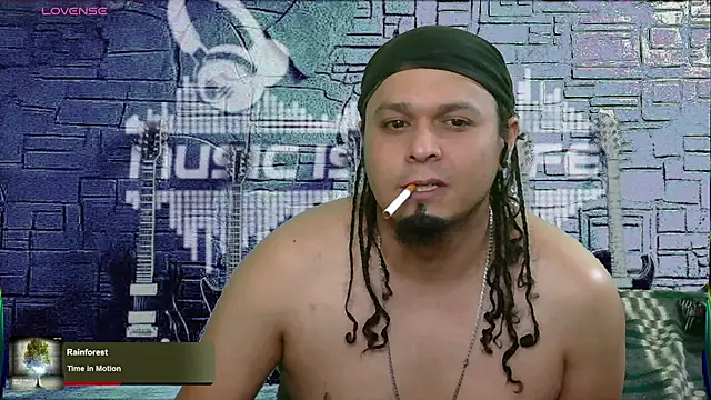 chino roz online show from 02.08.25