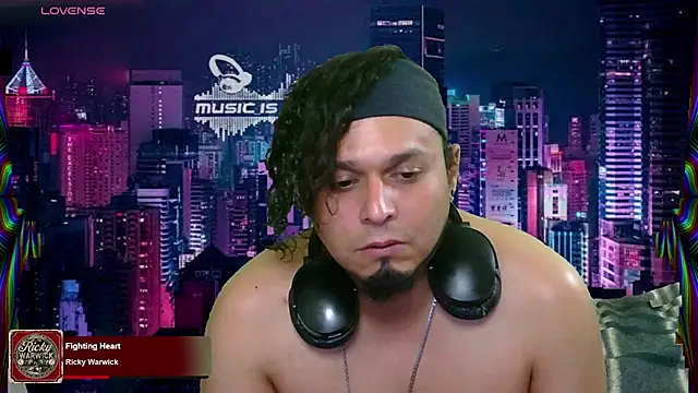 chino roz online show from 02.22.25