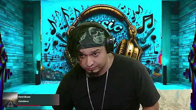 chino roz online show from 03.12.25