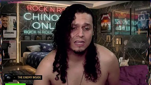 Snapshot of chino_roz chatting on 06.15.26 chino roz online show from 06.15.26