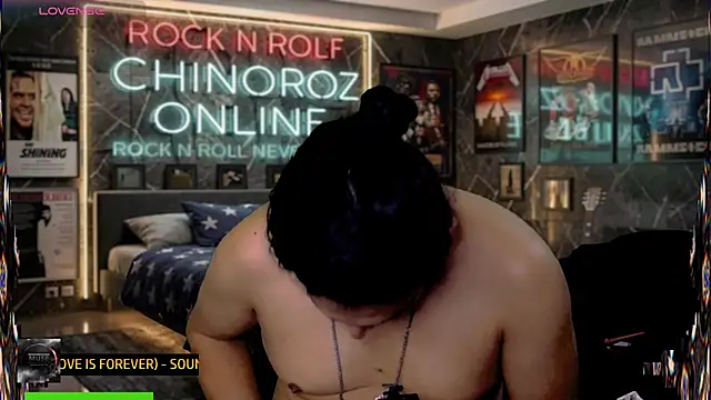Snapshot of chino_roz chatting on 07.13.26 chino roz online show from 07.13.26
