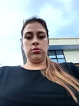 Snapshot of Latina_sexy1 chatting on 02.24.25 Latina sexy1 online show from 02.24.25