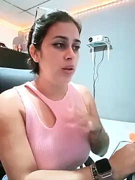 Snapshot of Latina_sexy1 chatting on 03.07.25 Latina sexy1 online show from 03.07.25