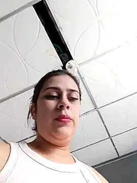 Snapshot of Latina_sexy1 chatting on 03.18.25 Latina sexy1 online show from 03.18.25