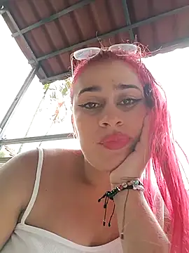 Snapshot of Latina_sexy1 chatting on 05.01.26 Latina sexy1 online show from 05.01.26