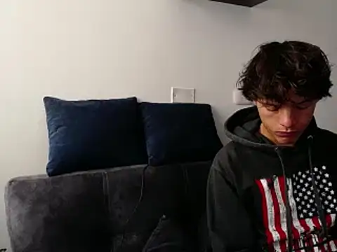 Santiago kiler online show from 12.29.24