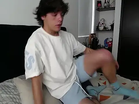 Santiago kiler online show from 02.16.25