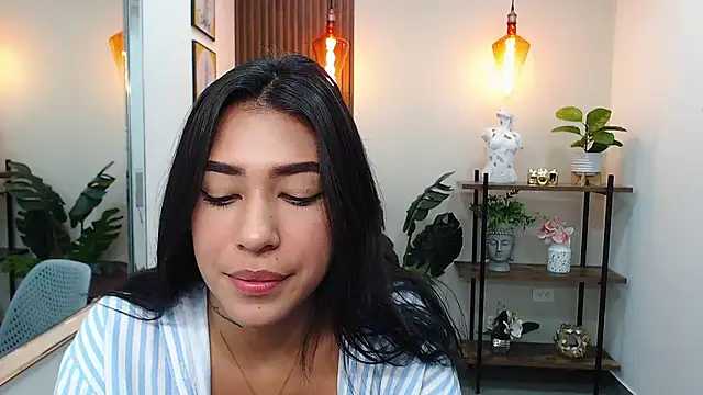 Sassy--Girl online show from 01.16.25