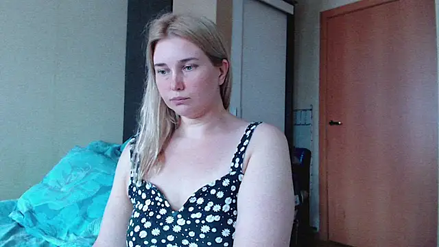 mmmPinUpGirl online show from 07.04.26