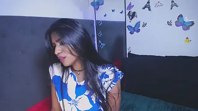 Delilah Blazee online show from 11.06.25