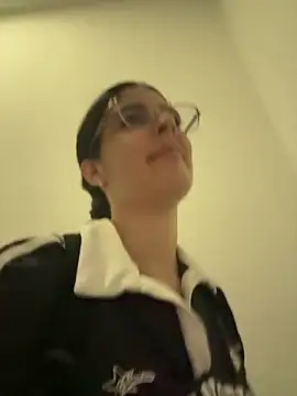  Niah  online show from 01.06.26