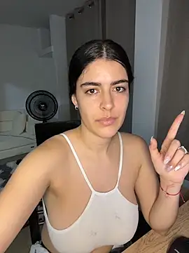  Niah  online show from 04.06.26