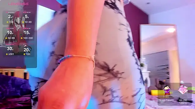 Mia-Bloom online show from 03.07.25