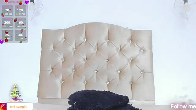 Snapshot of emily_campbell_ chatting on 12.28.24 emily campbell online show from 12.28.24