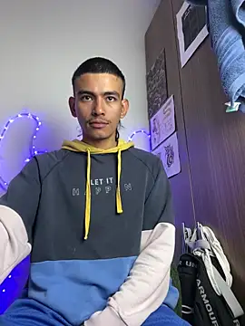 sorry-mom69 online show from 12.14.25