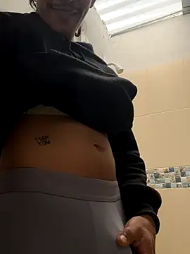 sorry-mom69 online show from 12.20.25