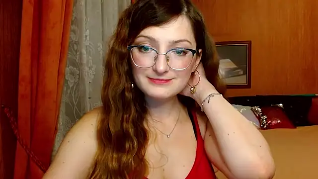 Snapshot of Arielsssplash chatting on 12.19.24 Arielsssplash online show from 12.19.24
