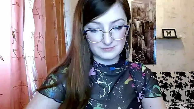 Snapshot of Arielsssplash chatting on 02.05.25 Arielsssplash online show from 02.05.25