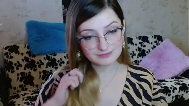Snapshot of Arielsssplash chatting on 10.02.25 Arielsssplash online show from 10.02.25