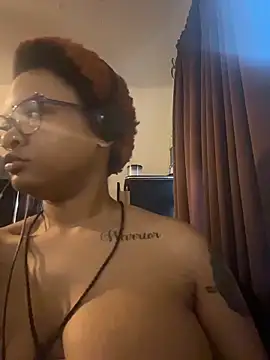 nickytheehawtie online show from 03.04.26