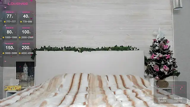 molly hunt  online show from 01.05.25