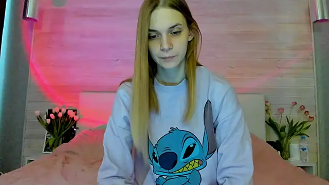 molly hunt  online show from 03.11.26