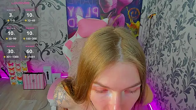 Snapshot of ArielSpell chatting on 03.01.25 ArielSpell online show from 03.01.25