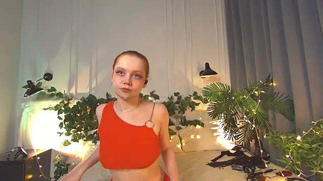 Snapshot of Elfa_Mirielle chatting on 01.27.25 Elfa Mirielle online show from 01.27.25