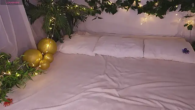 Elfa Mirielle online show from 10.15.25