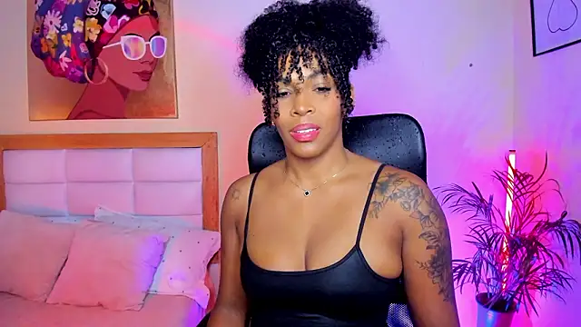 Snapshot of AitanaBrown_ chatting on 03.01.26 AitanaBrown online show from 03.01.26