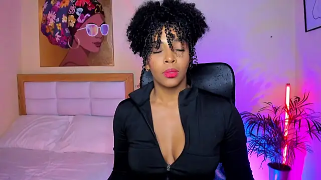 AitanaBrown  online show from 04.17.26