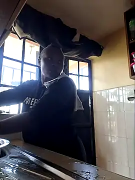 Samia Queen online show from 01.05.25