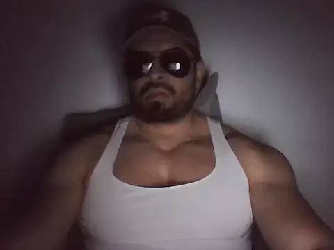 marcus002001 online show from 03.30.26