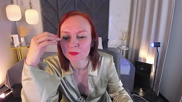 NikaGentle online show from 04.05.26