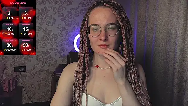 AgnesGraham online show from 04.28.26
