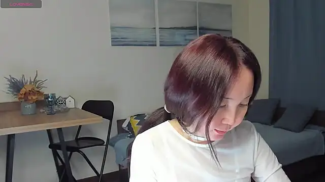 AvroraSakura online show from 12.22.24