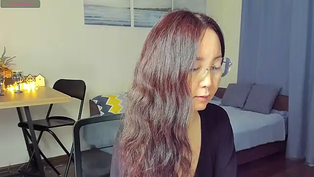 AvroraSakura online show from 12.23.24