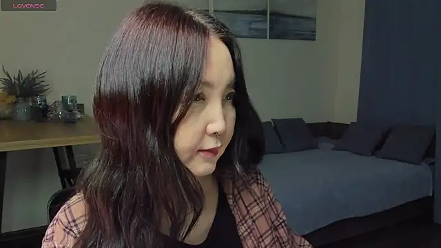 AvroraSakura online show from 01.25.25