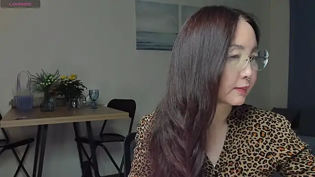 AvroraSakura online show from 02.21.25