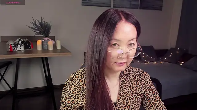 AvroraSakura online show from 01.06.26