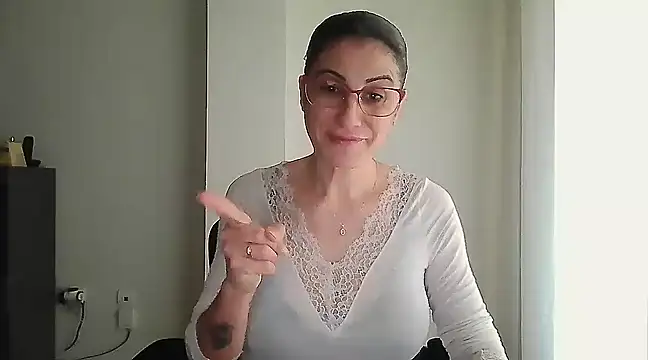 Sanada hot online show from 01.26.25