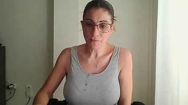 Sanada hot online show from 11.03.25