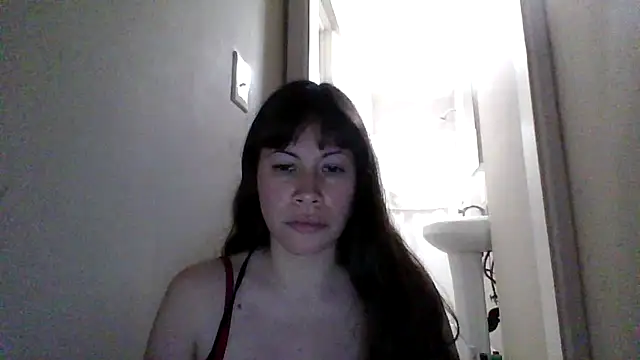 Snapshot of petitedoll29 chatting on 11.02.25 petitedoll29 online show from 11.02.25