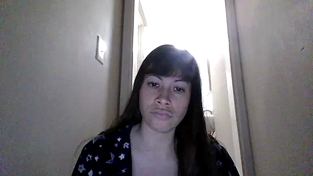 Snapshot of petitedoll29 chatting on 11.08.25 petitedoll29 online show from 11.08.25