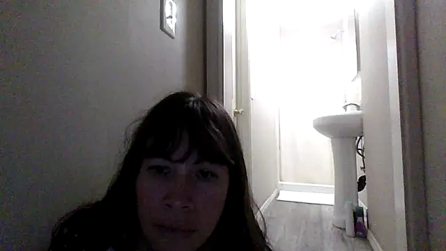 Snapshot of petitedoll29 chatting on 11.29.25 petitedoll29 online show from 11.29.25